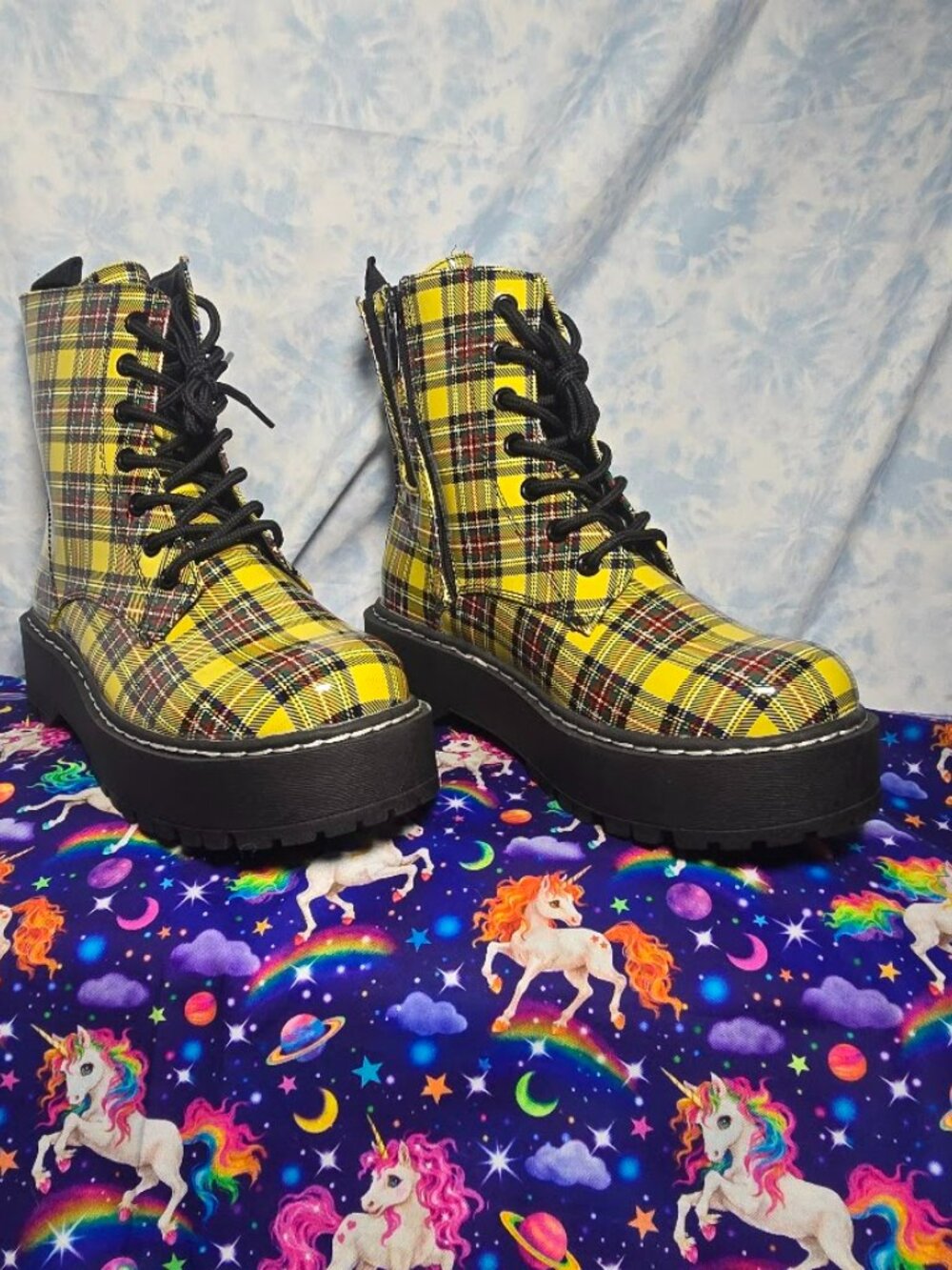 Betsey Johnson Combat Boot 9 wide - Picture 4 of 5